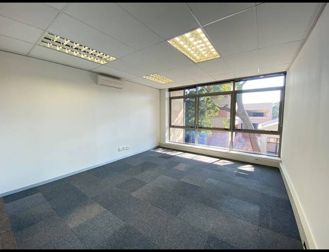 701M² OFFICE TO LET IN BRYANSTON